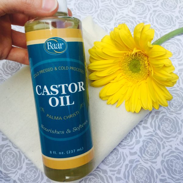 How to Enhance the Benefits of Castor Oil with Essential Oils
