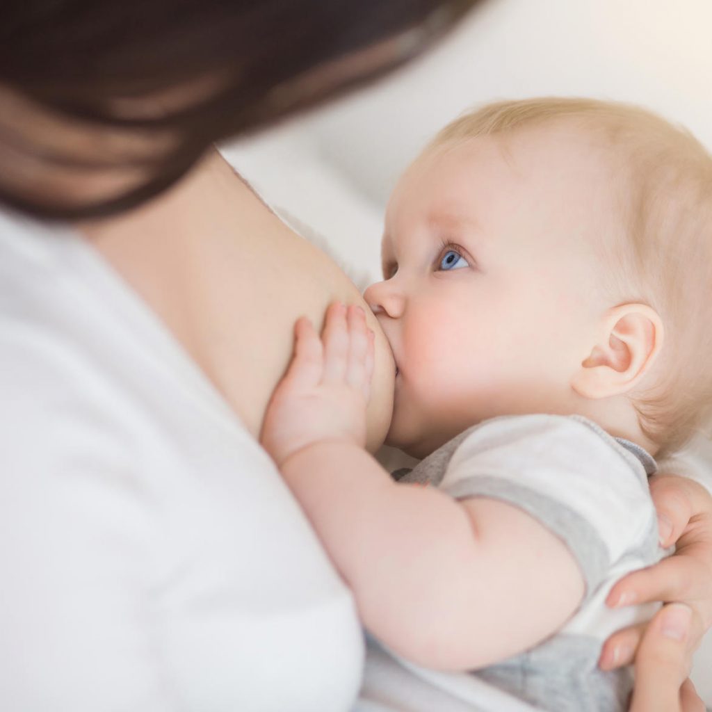 is-it-safe-to-breastfeed-and-take-herbs-for-fertility